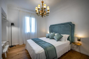 JCL first apt in the hearth of Florence Florence